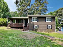 featured image of 5660 Tracy Dr Se