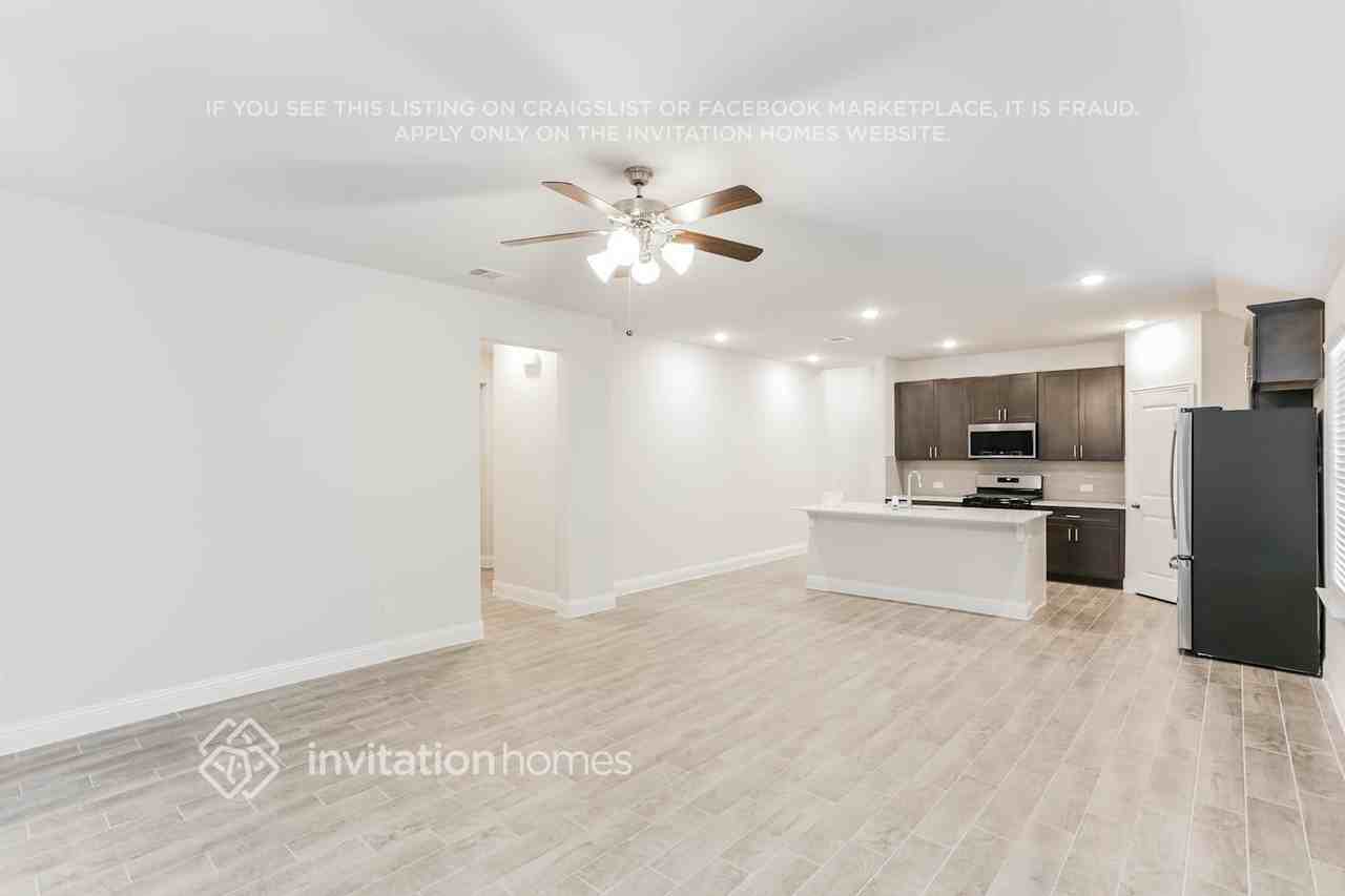 1616 Open Range Rd - Photo 3 of 15