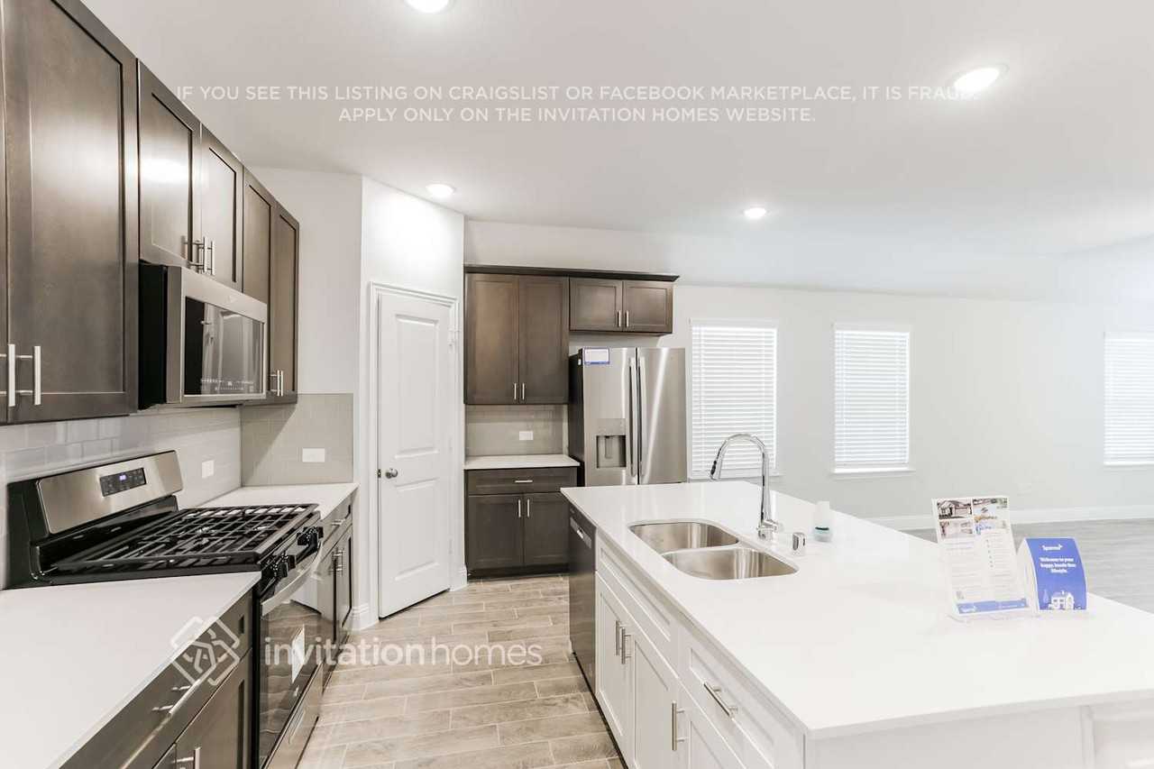 1616 Open Range Rd - Photo 5 of 15