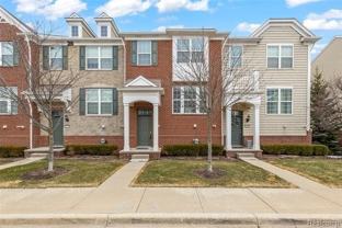 28024 Hopkins Dr - Photo 1 of 1