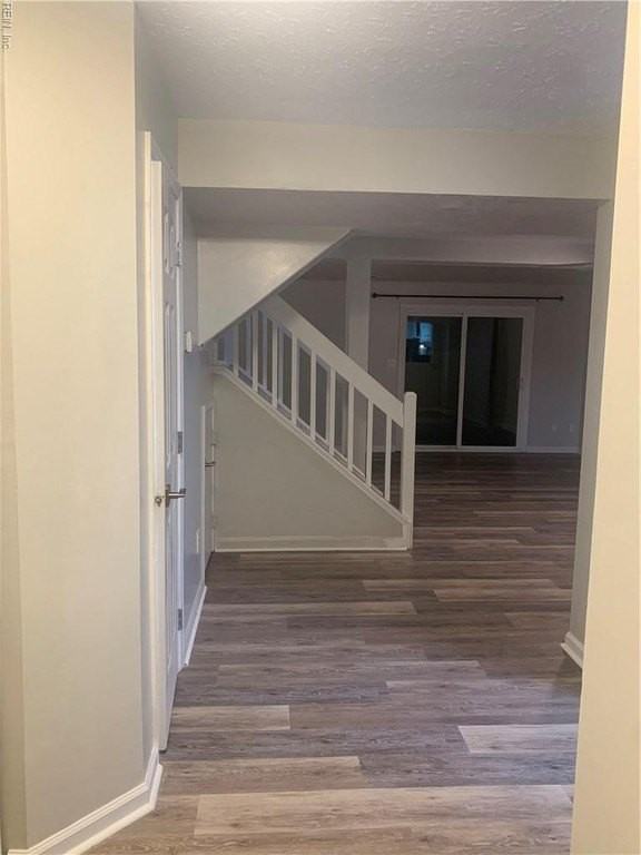 11 Terri Sue Ct - Photo 2 of 35