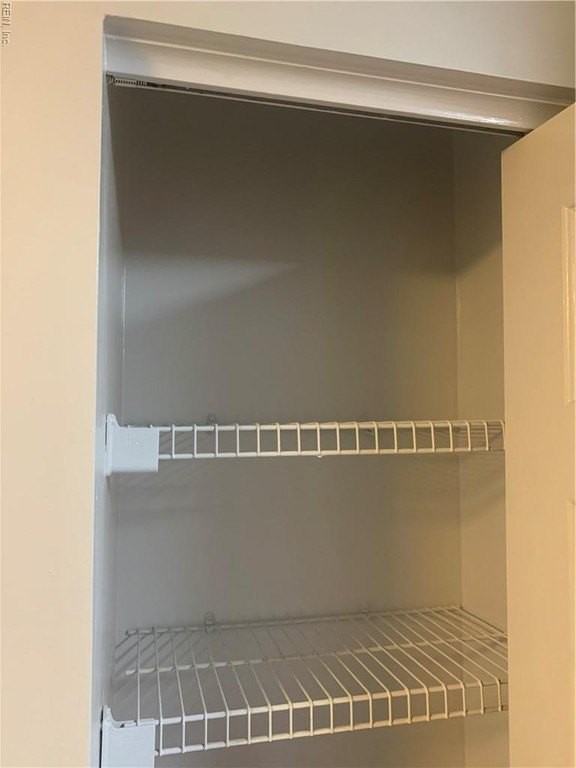 11 Terri Sue Ct - Photo 4 of 35