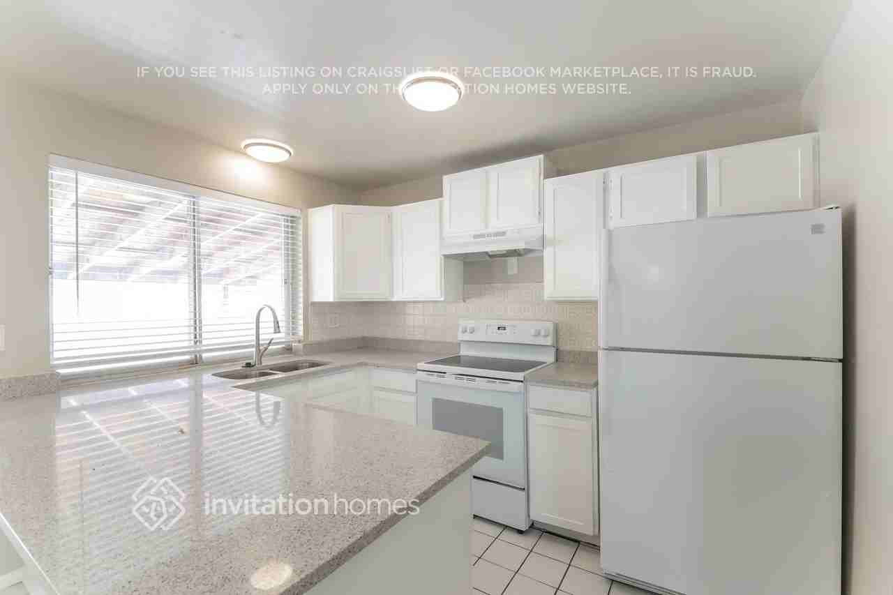 2852 S Mobile St - Photo 7 of 14