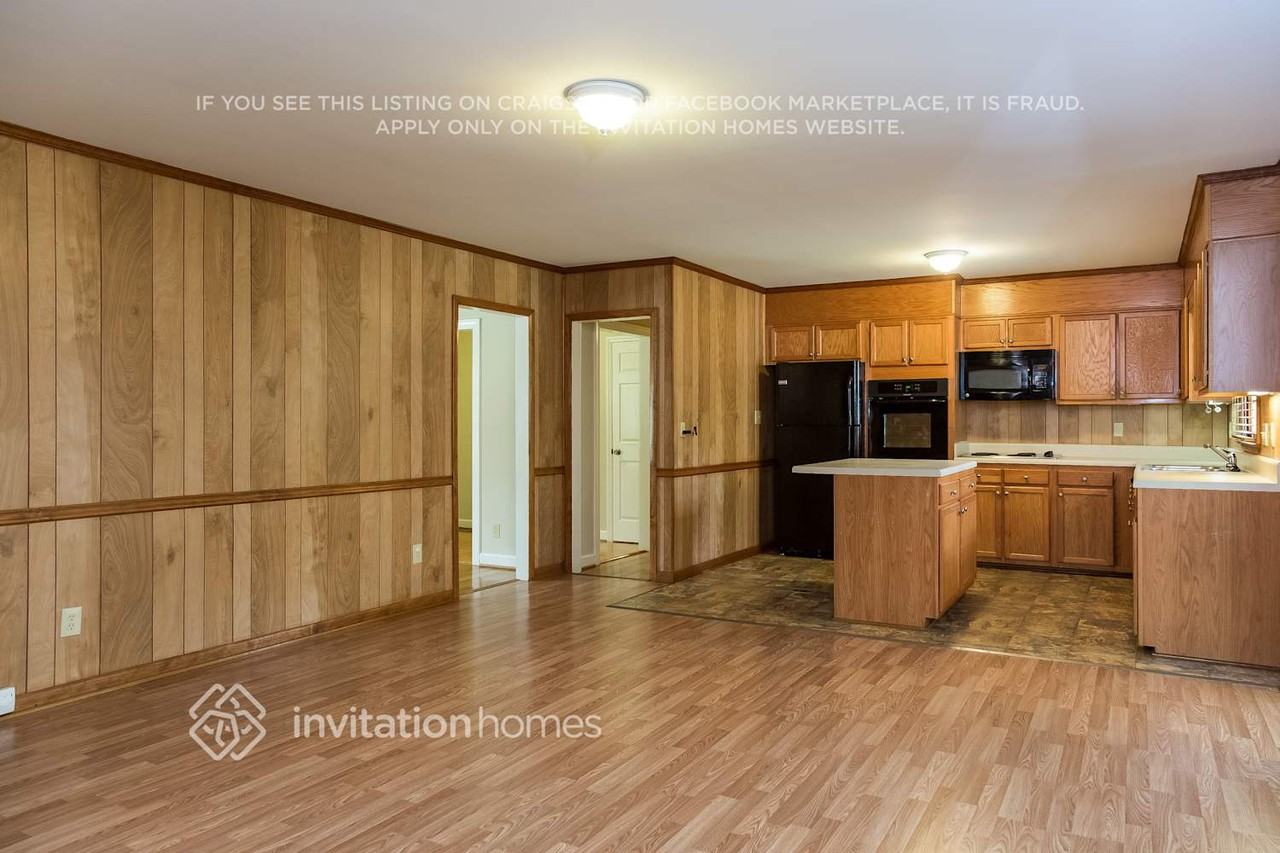 4806 Vickrey Chapel Rd N - Photo 3 of 15