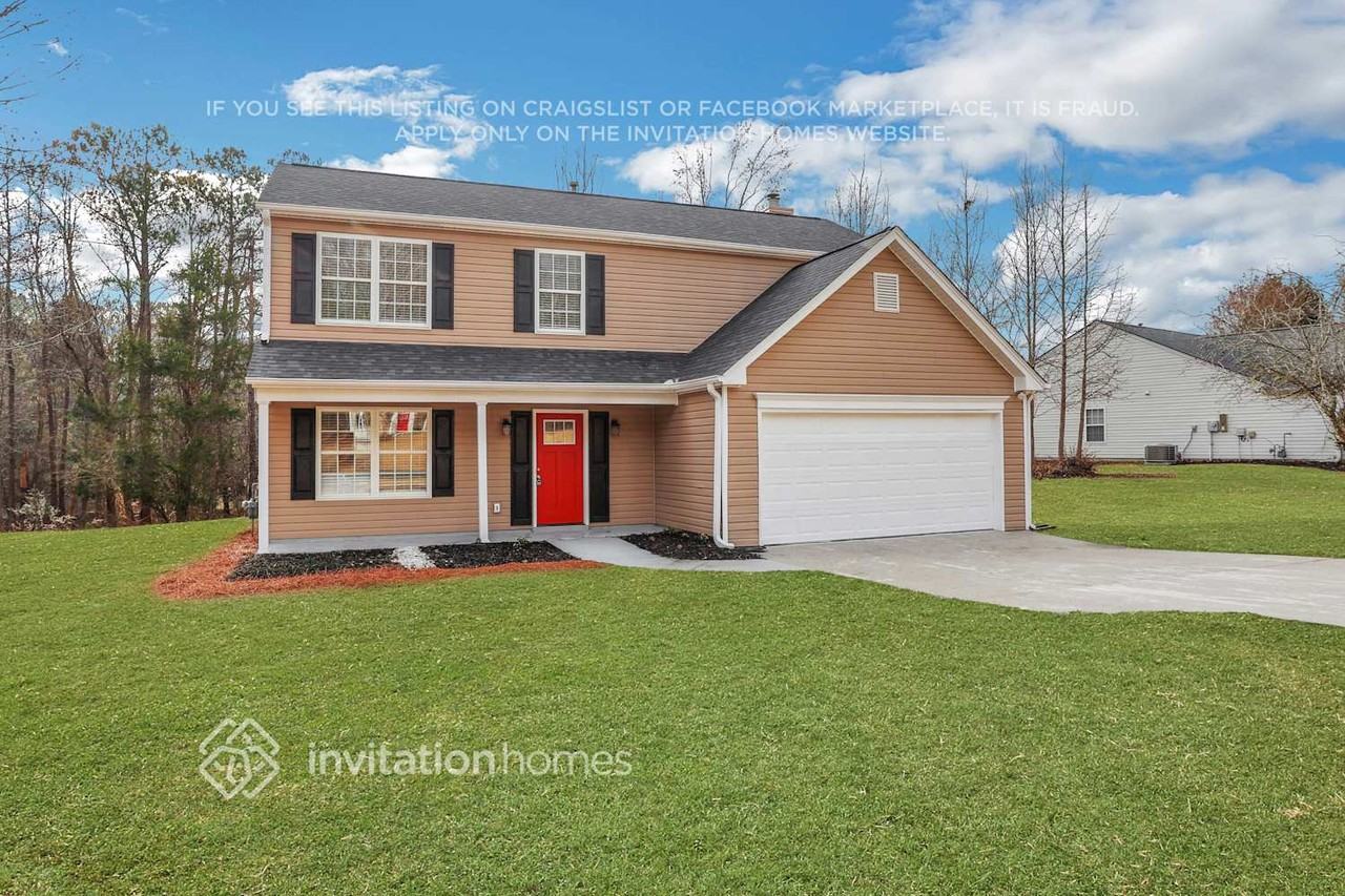 562 Grandview Cir - Photo 3 of 27