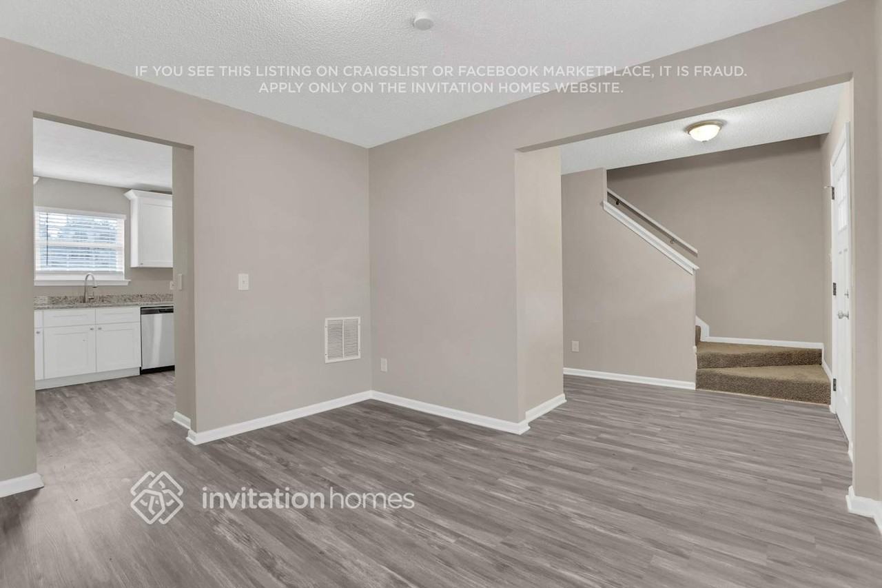 562 Grandview Cir - Photo 5 of 27