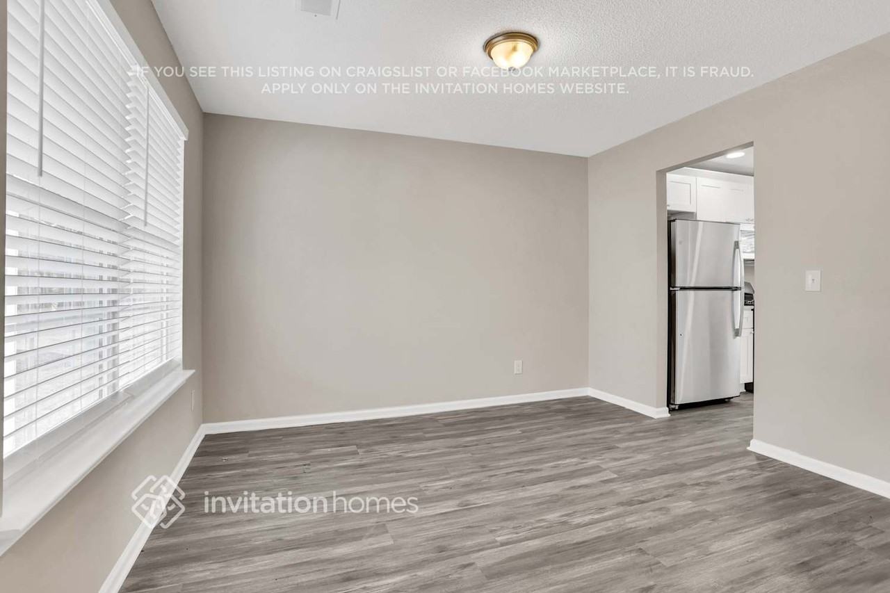 562 Grandview Cir - Photo 6 of 27