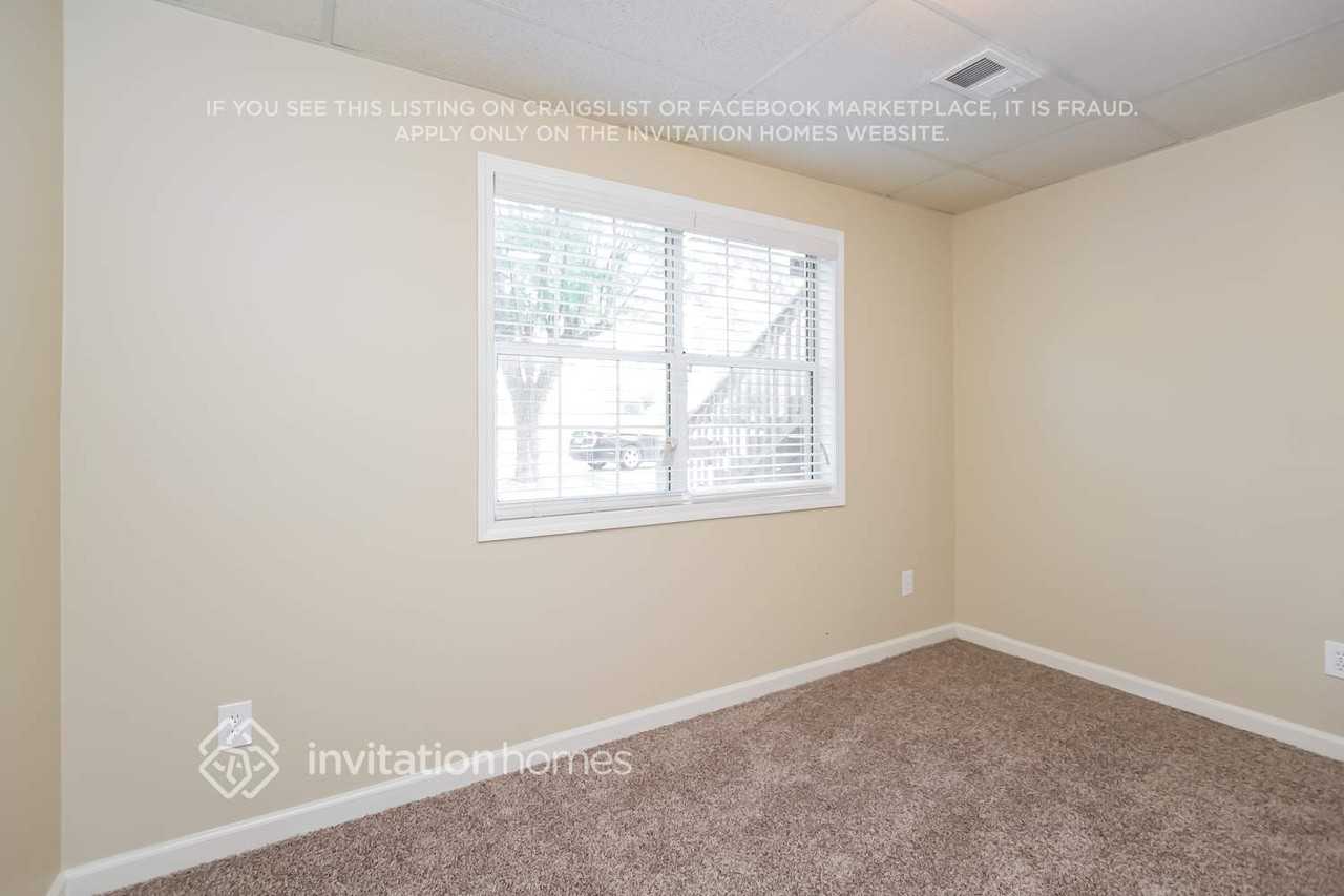 2732 Owens Ave Sw - Photo 6 of 11