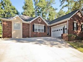 featured image of 3061 Ridgeview Dr