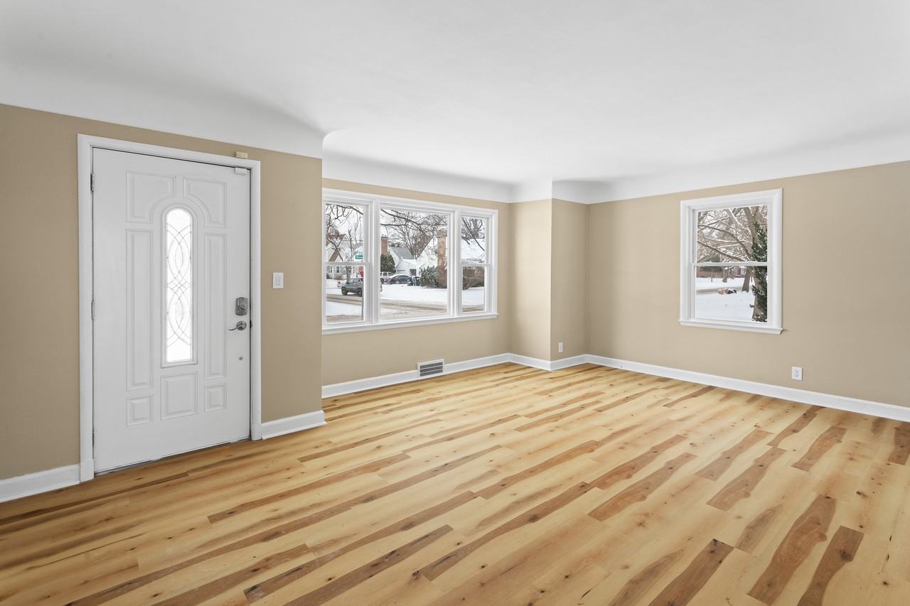 2128 Windemere Ave #1 - Photo 5 of 15