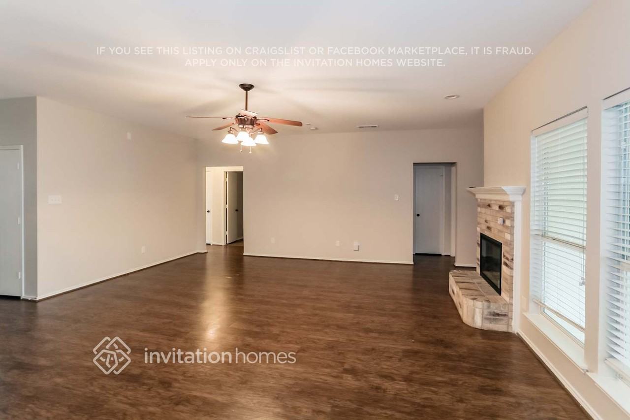 108 Post Oak Dr - Photo 3 of 15