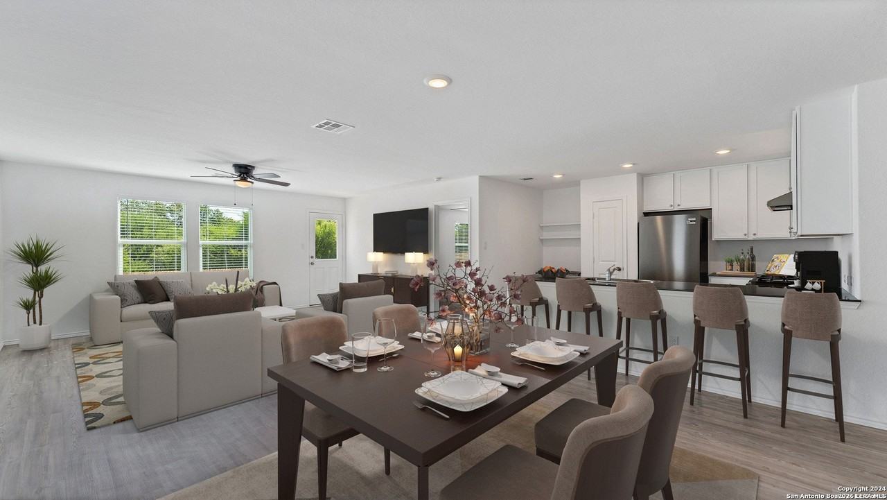 332 Elephants Ear Dr - Photo 2 of 23