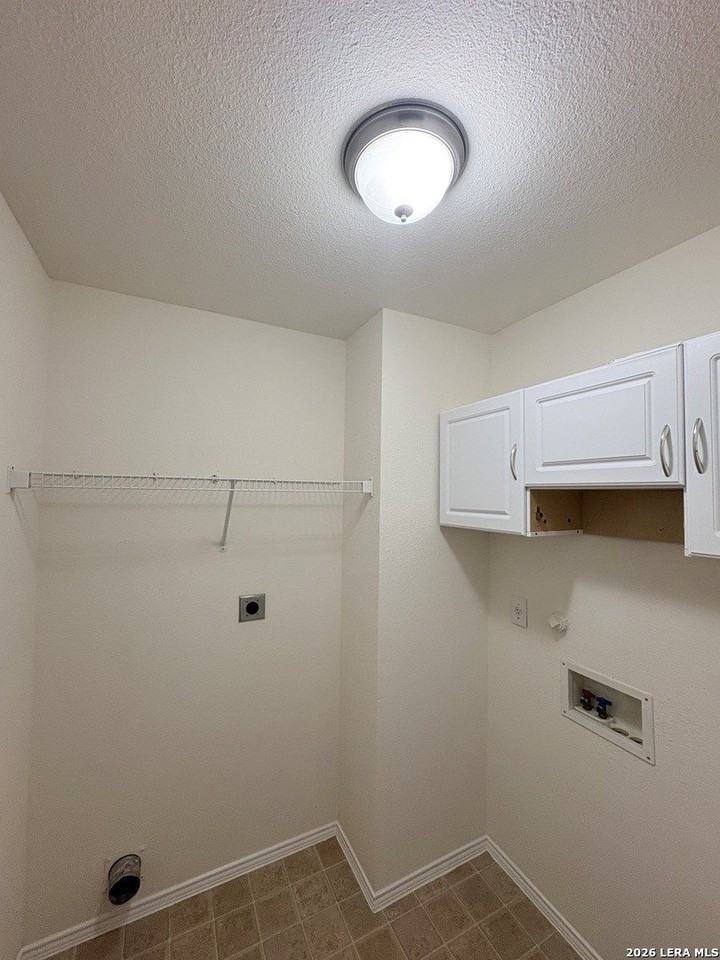 3727 Longhorn Crk - Photo 5 of 13