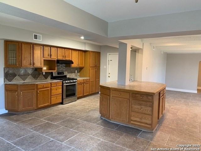 127 Summertime Dr - Photo 2 of 12