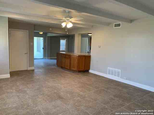 127 Summertime Dr - Photo 4 of 12