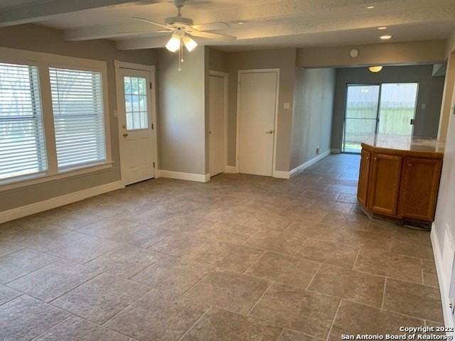 127 Summertime Dr - Photo 6 of 12