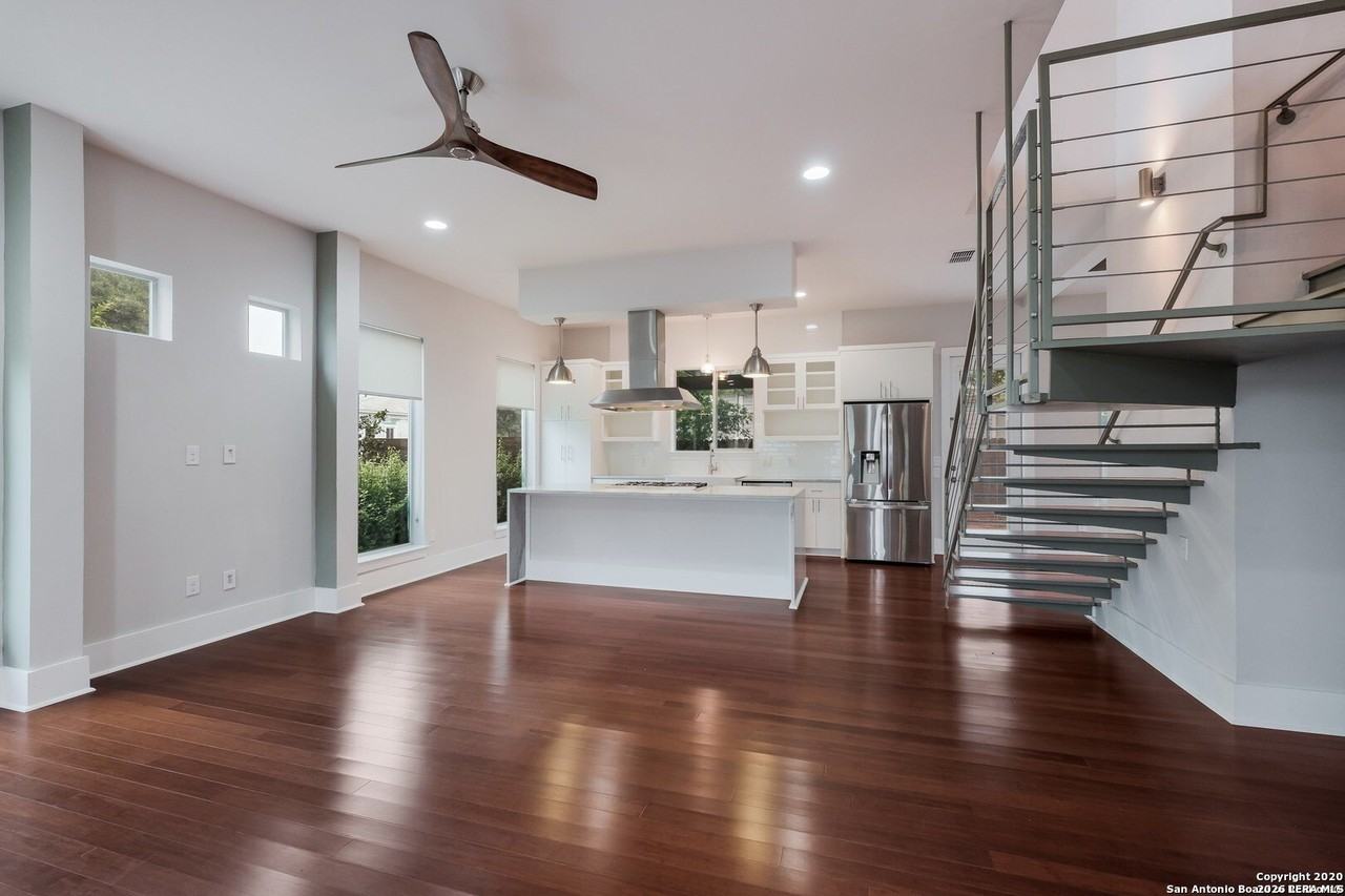 230 Callaghan Ave - Photo 4 of 17