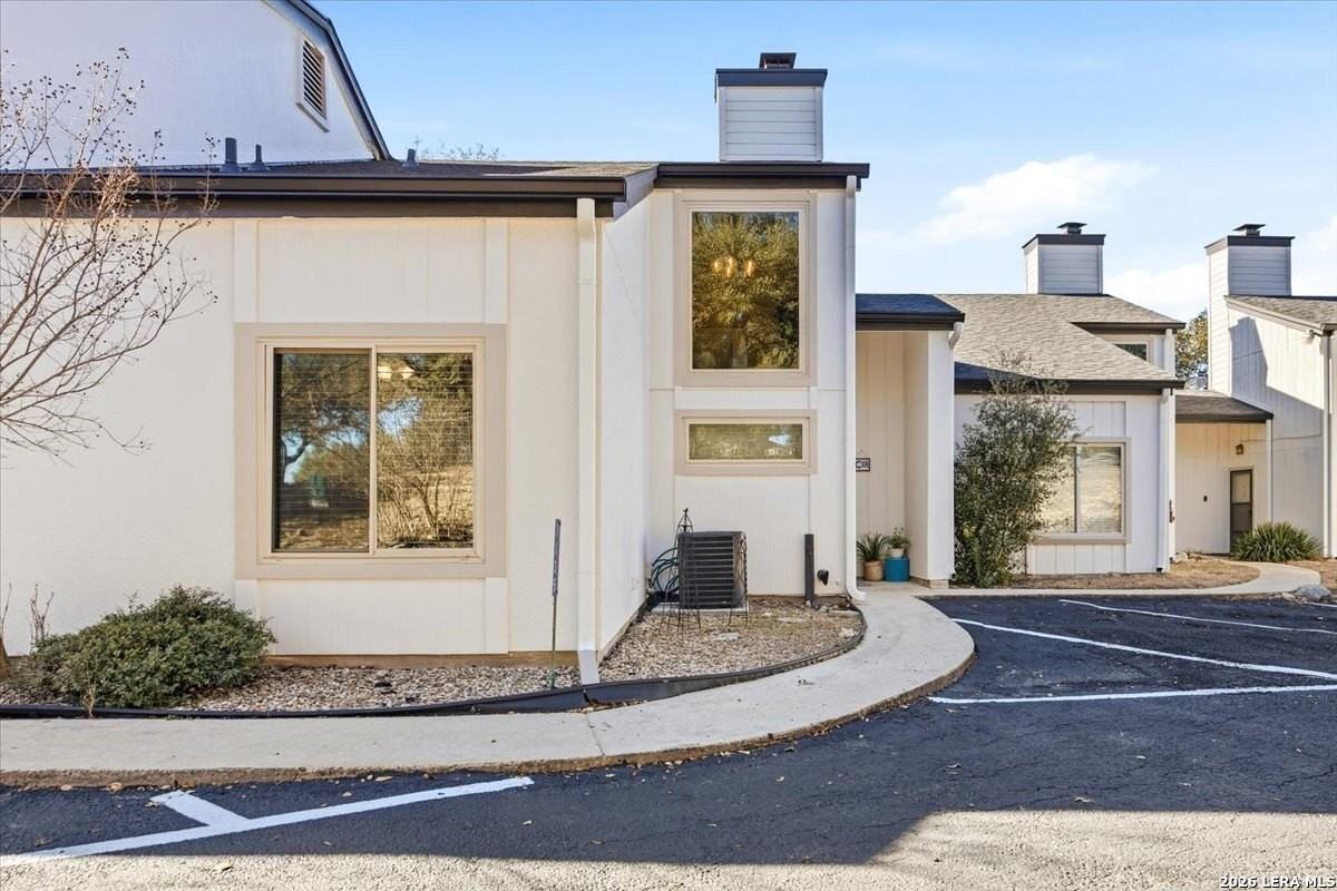 1135 Parkview Dr Apt C18 - Photo 6 of 48