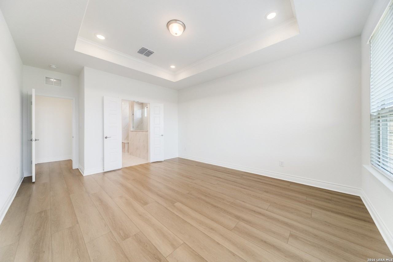 604 Pony Bnd - Photo 7 of 18