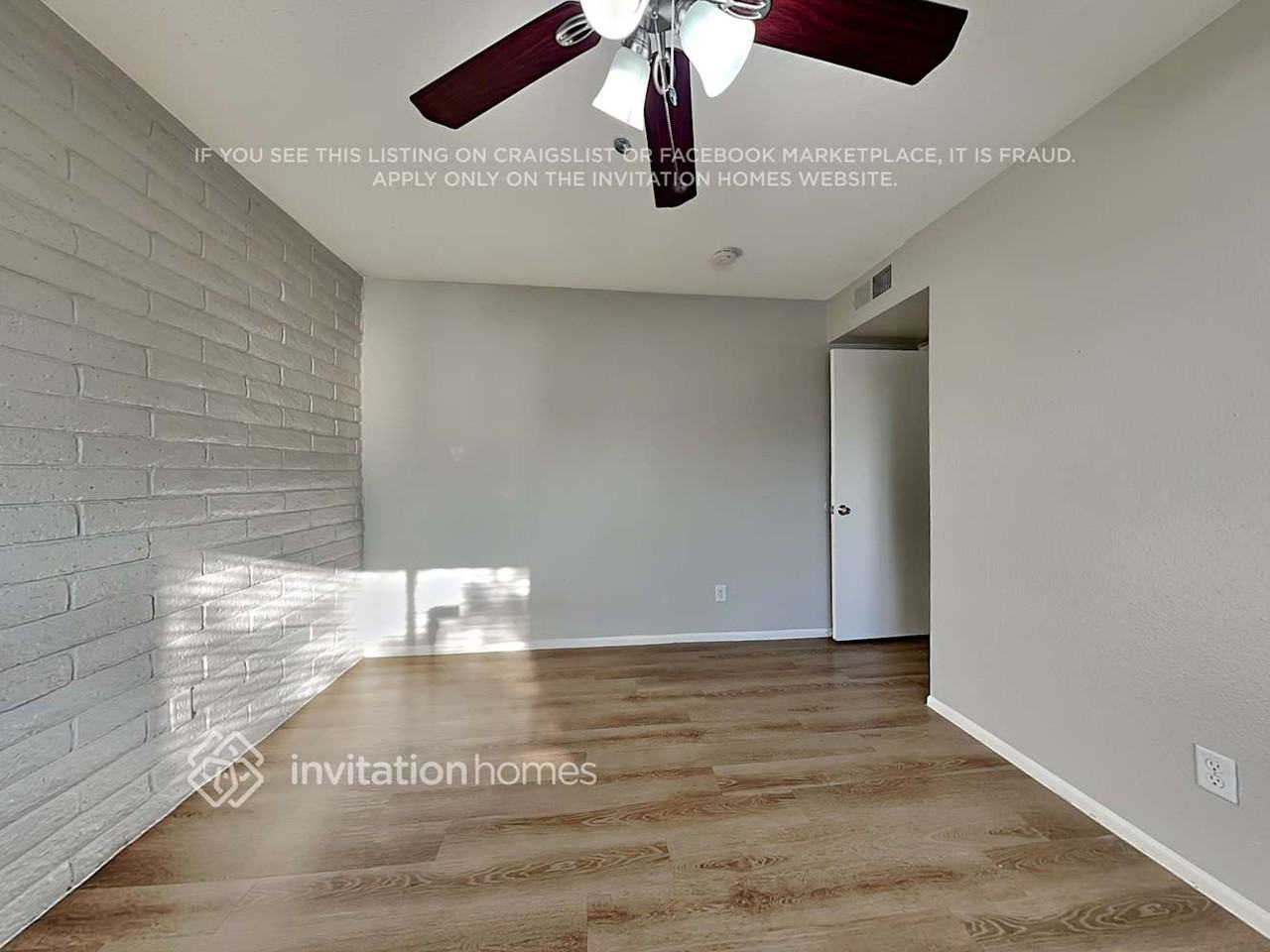 1915 E Colgate Dr - Photo 3 of 18