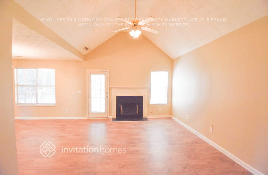 128 Stanfield Ct - Photo 3 of 7