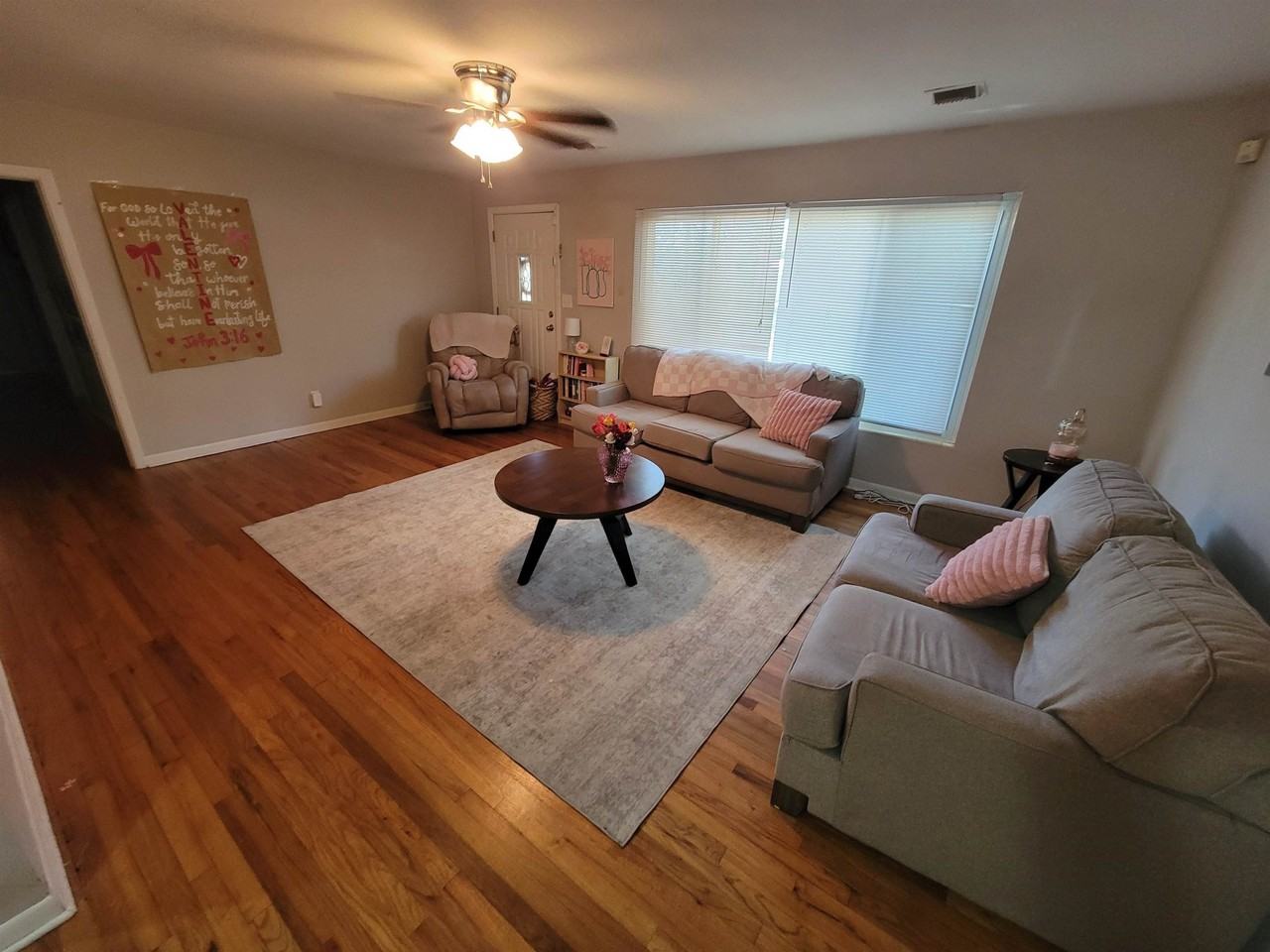 2107 High Rd - Photo 3 of 19