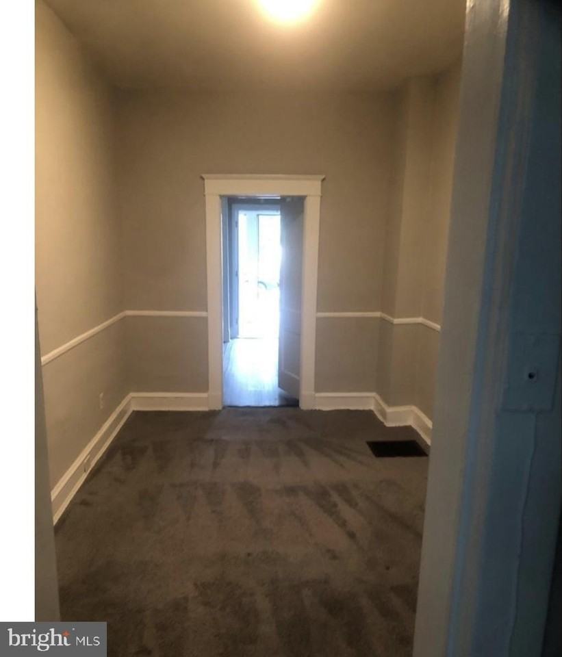 2917 Rockrose Ave Unit 1 - Photo 5 of 5