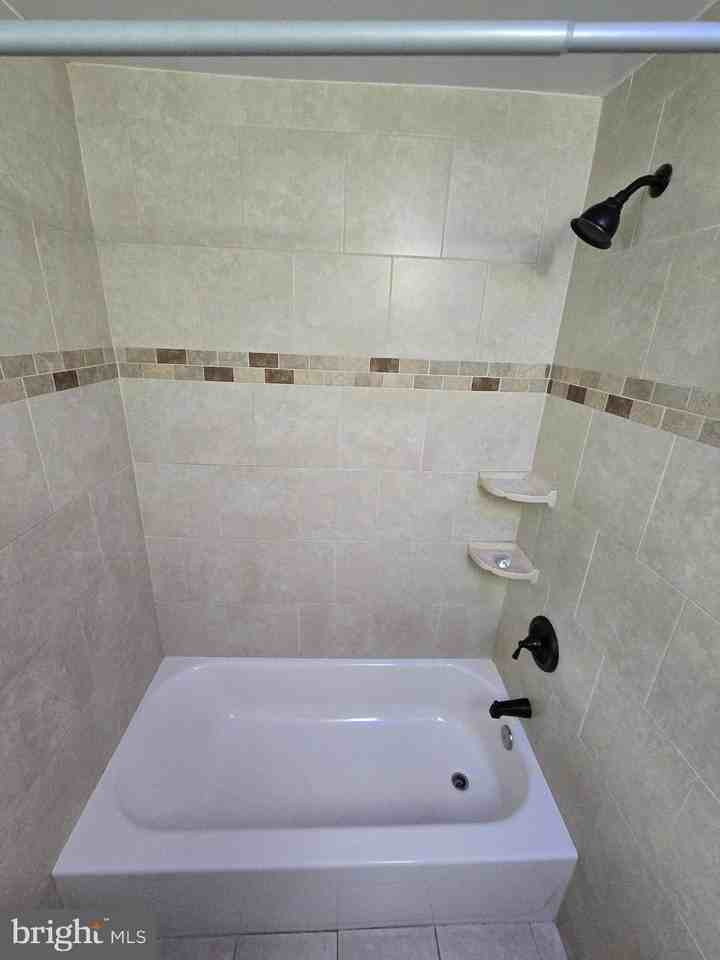 13 Dublin Dr - Photo 7 of 23