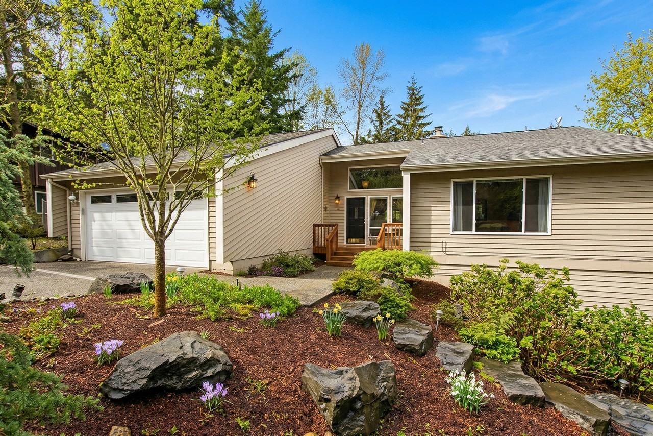 15608 Se 42nd Ct - Photo 2 of 18