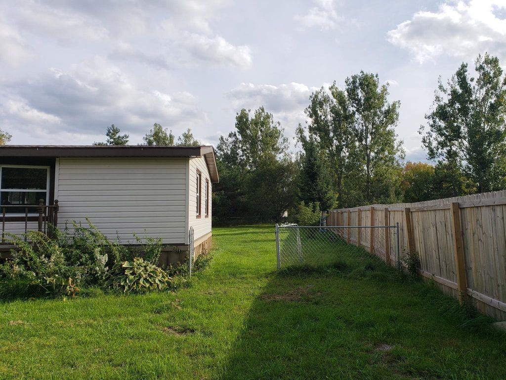 300 Majestic Ct - Photo 6 of 7