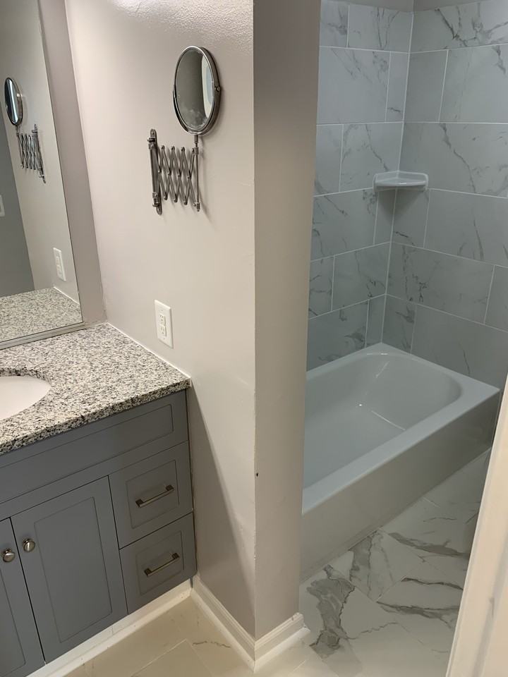 6908 Mary Caroline Cir #F - Photo 5 of 6