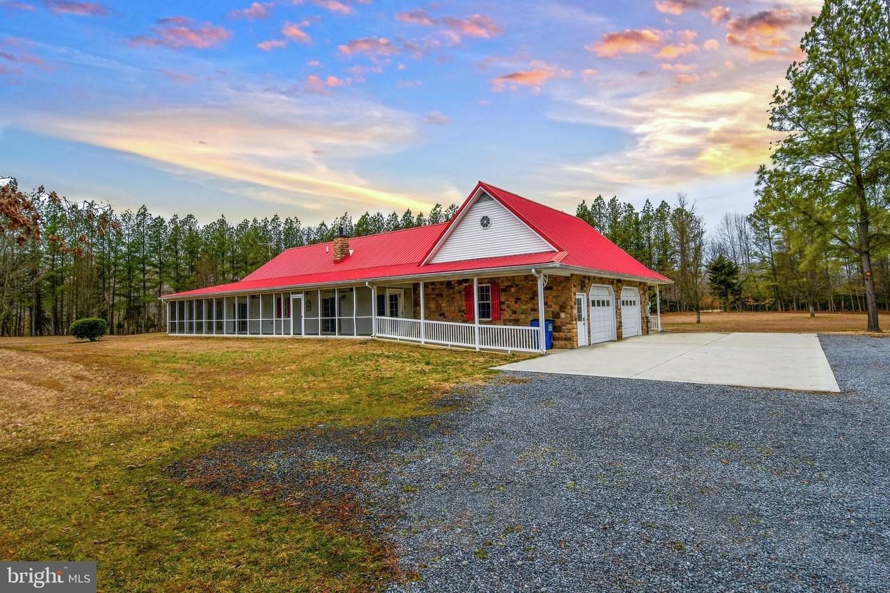 10049 Meleen Dr - Photo 2 of 50