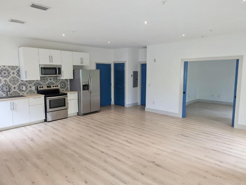 1606 Mayfair Rd #A107 - Photo 3 of 12