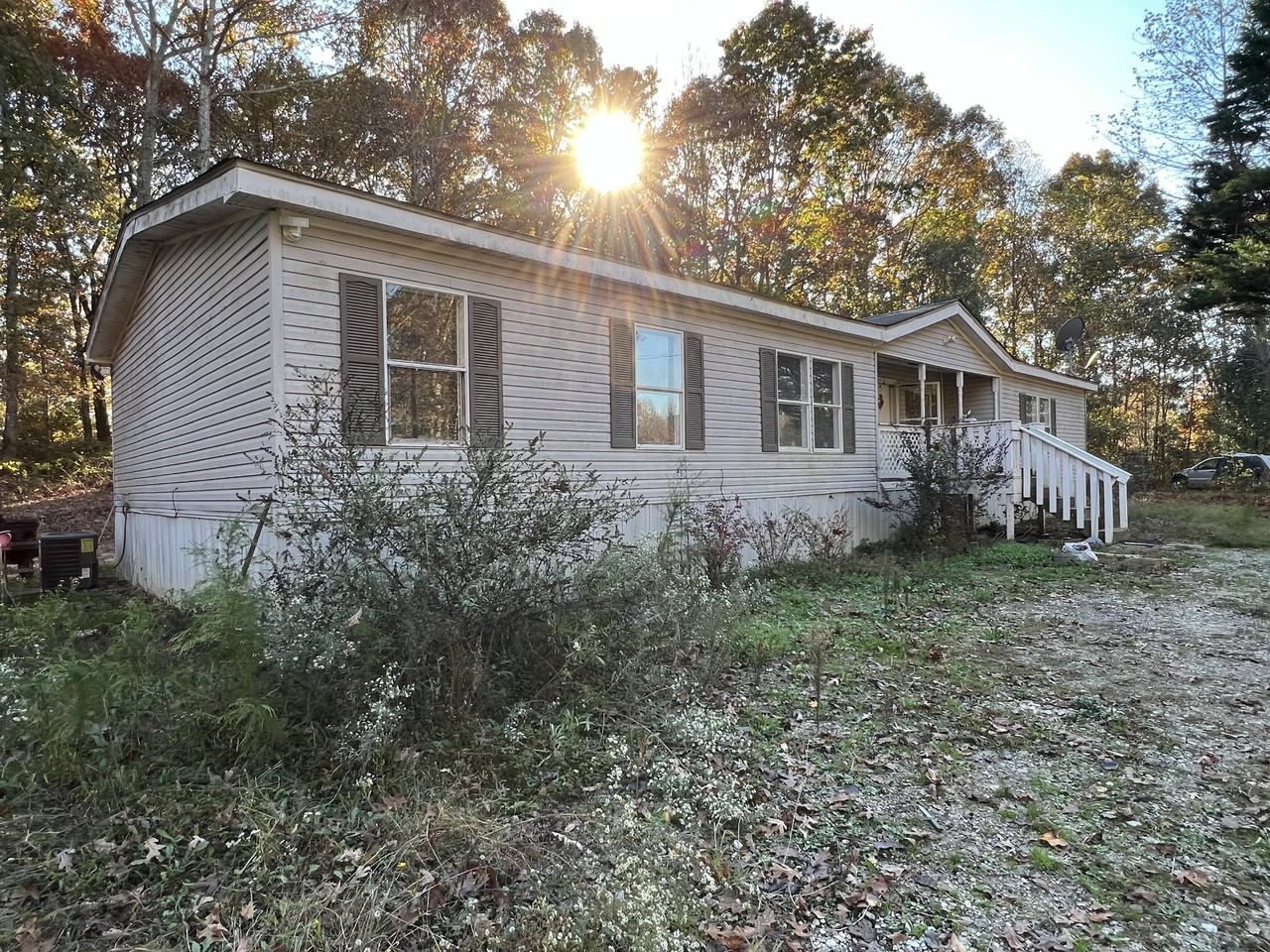 3901 Coker Rd - Photo 3 of 7