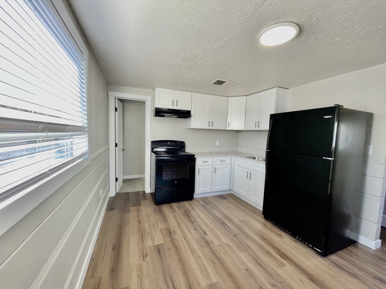 2103 1st St S #2109 - Photo 2 of 8