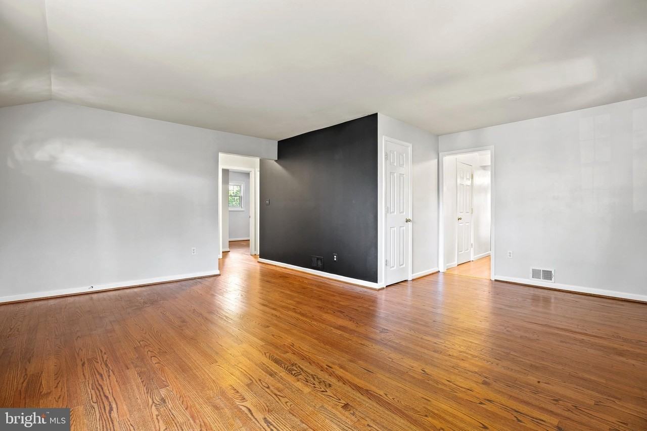 3303 Janet Rd - Photo 7 of 31