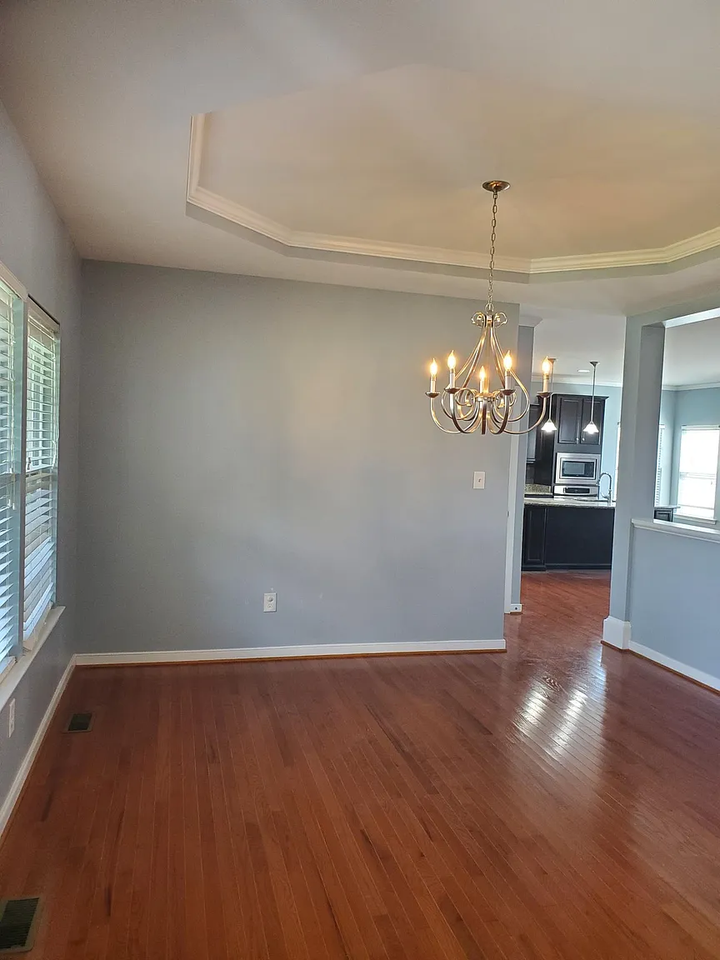 14613 Wave Ln - Photo 3 of 16