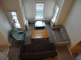 featured image of 105 N Quarry St #105-3