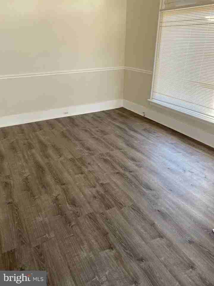 200 Parker Ave Unit 1 - Photo 3 of 7