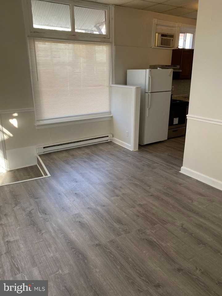 200 Parker Ave Unit 1 - Photo 4 of 7