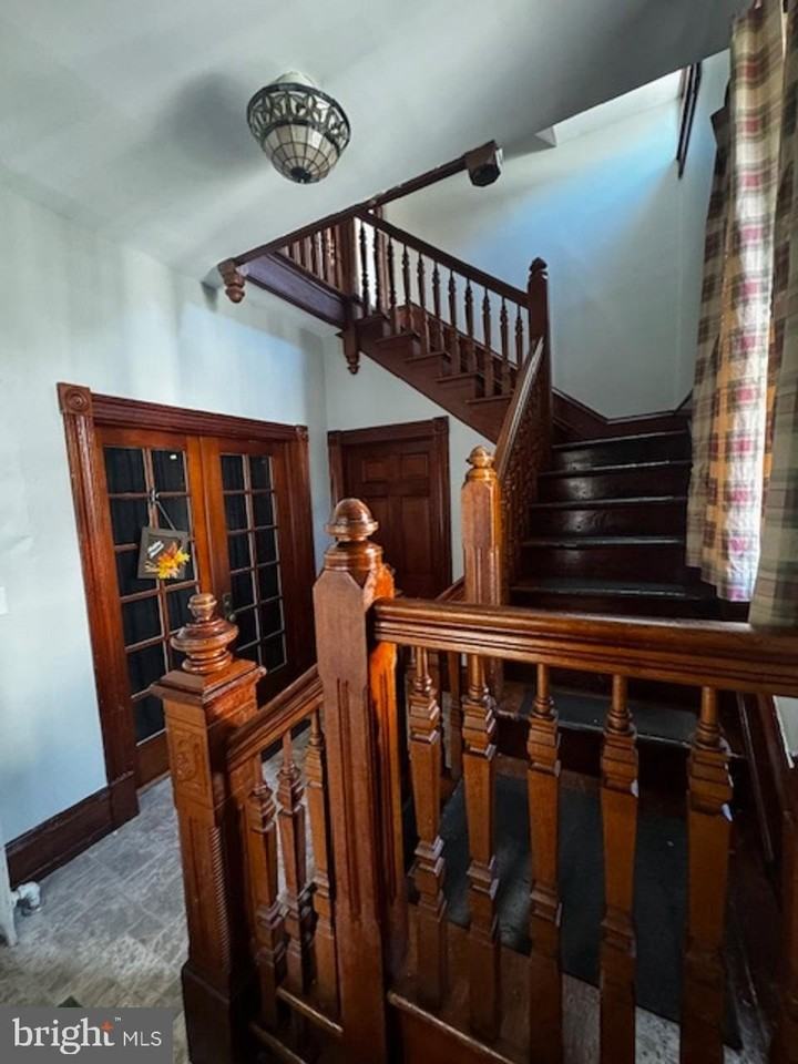 2423 Fairview Ave Unit 2 - Photo 4 of 26