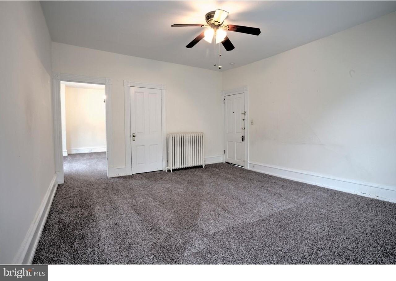 2423 Fairview Ave Unit 2 - Photo 5 of 26