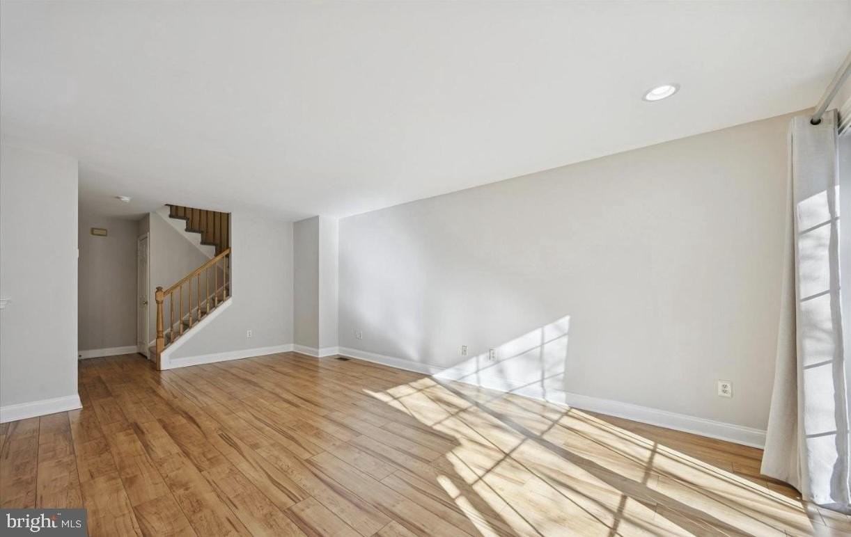 7907 Spruce Mill Dr - Photo 3 of 11