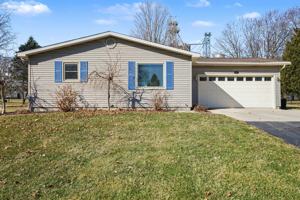 featured image of 21 Yvonna St