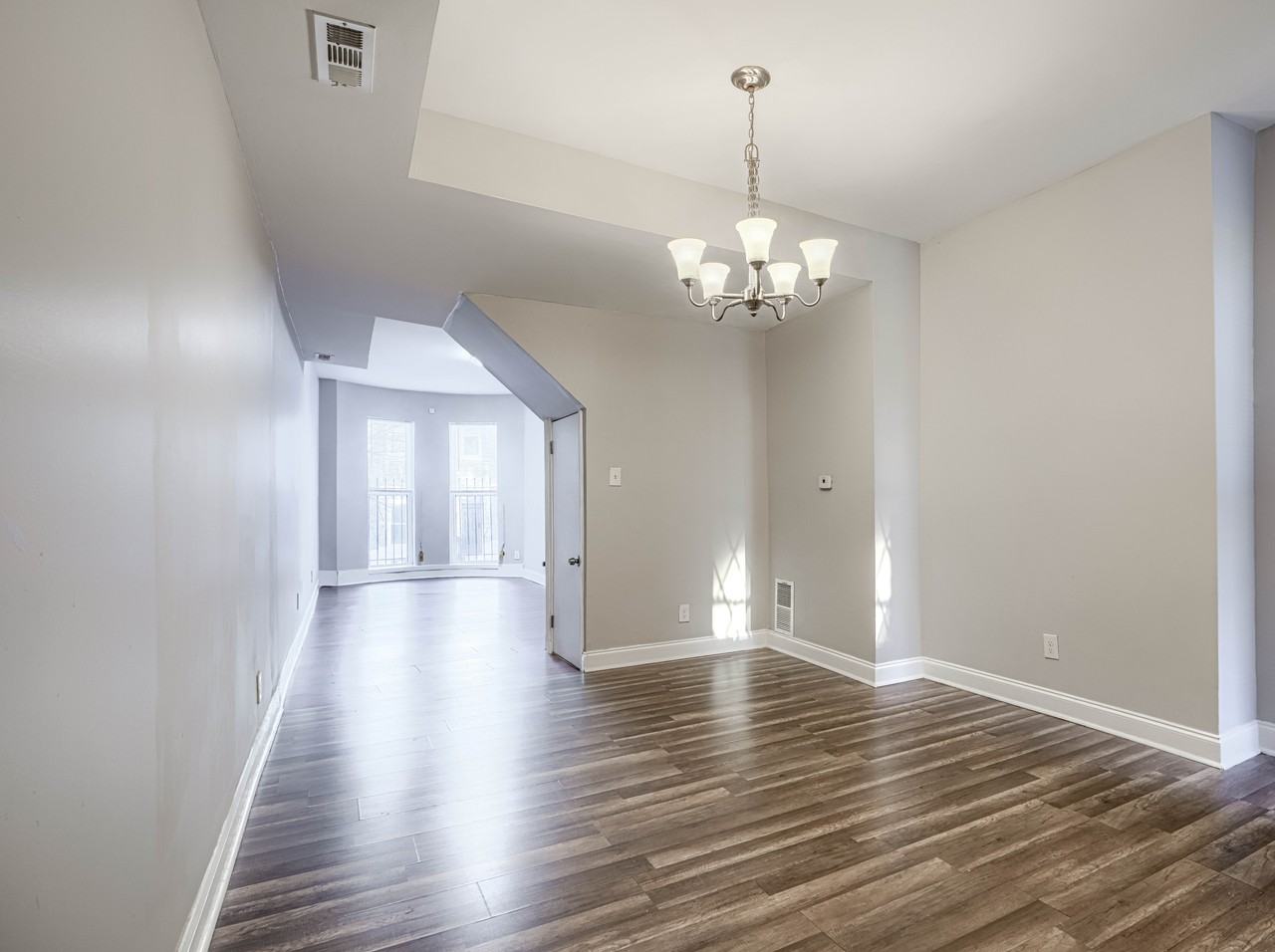 2333 Mcculloh St - Photo 3 of 3