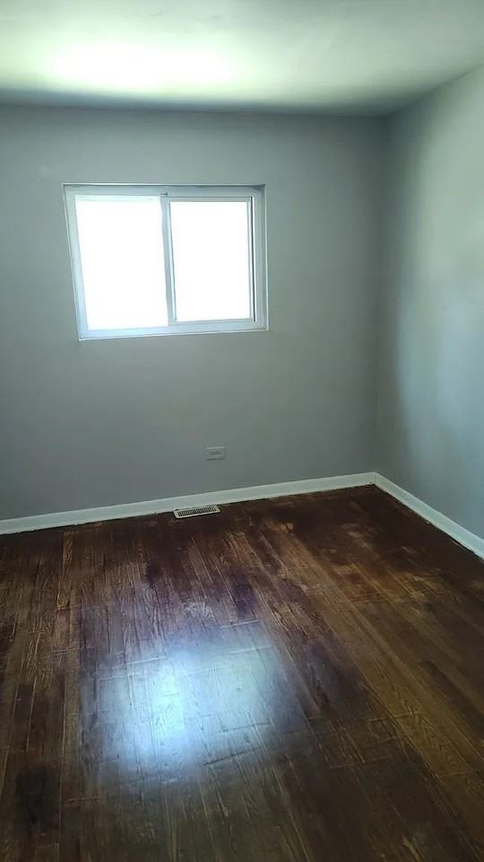 16901 Orchard Ridge Ave - Photo 2 of 8