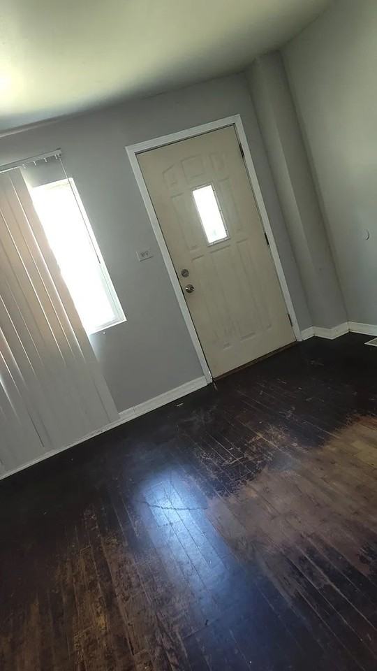 16901 Orchard Ridge Ave - Photo 3 of 8