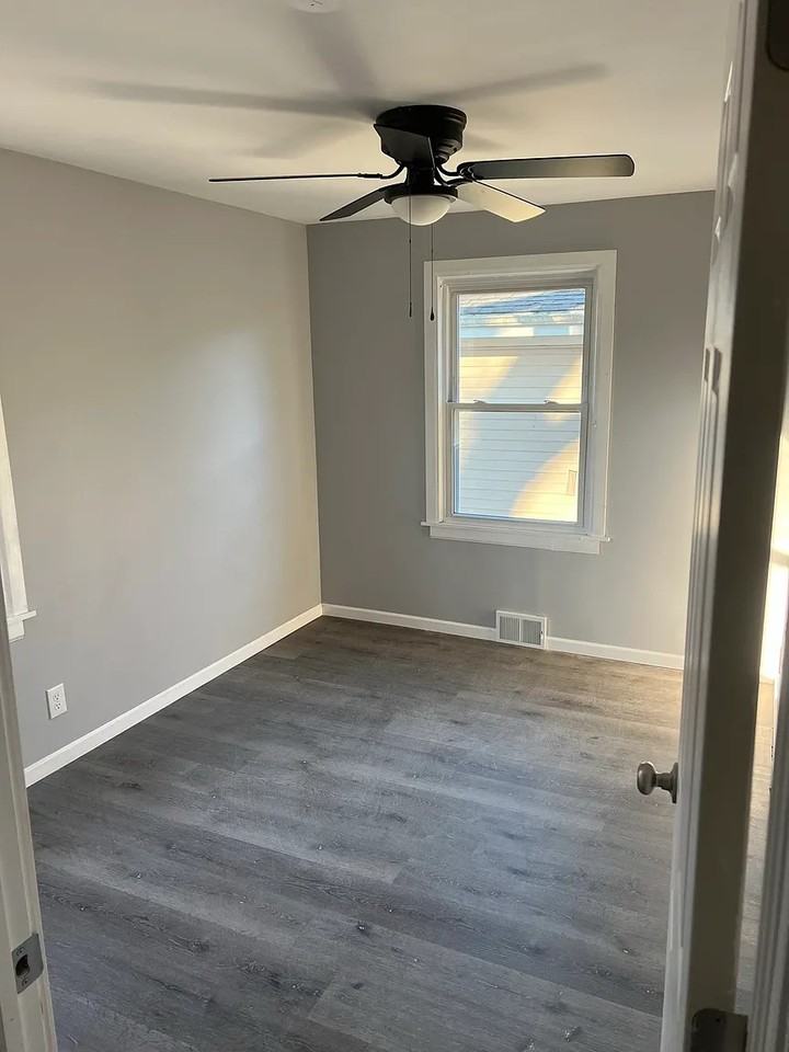 16901 Orchard Ridge Ave - Photo 7 of 8