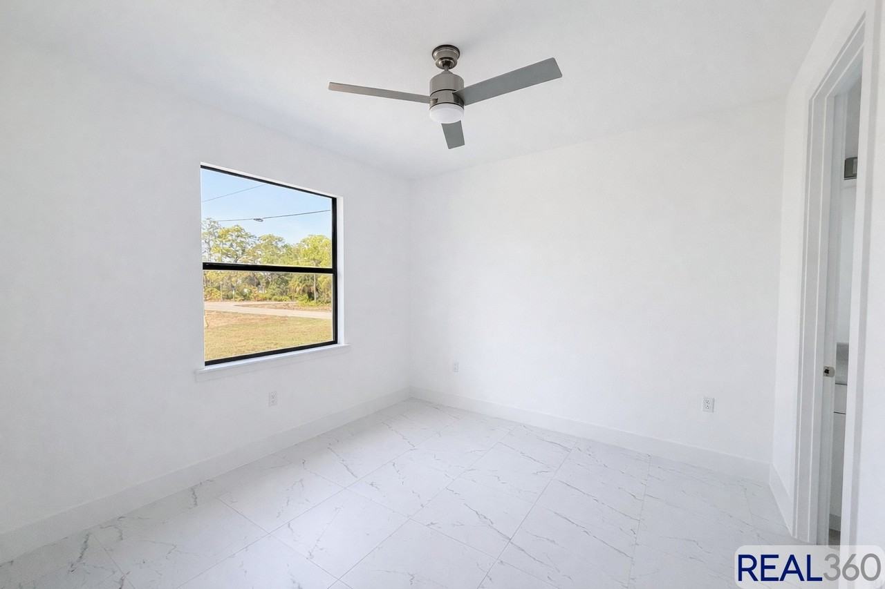 936 936/938 Homestead Rd S, #936 - Photo 7 of 10