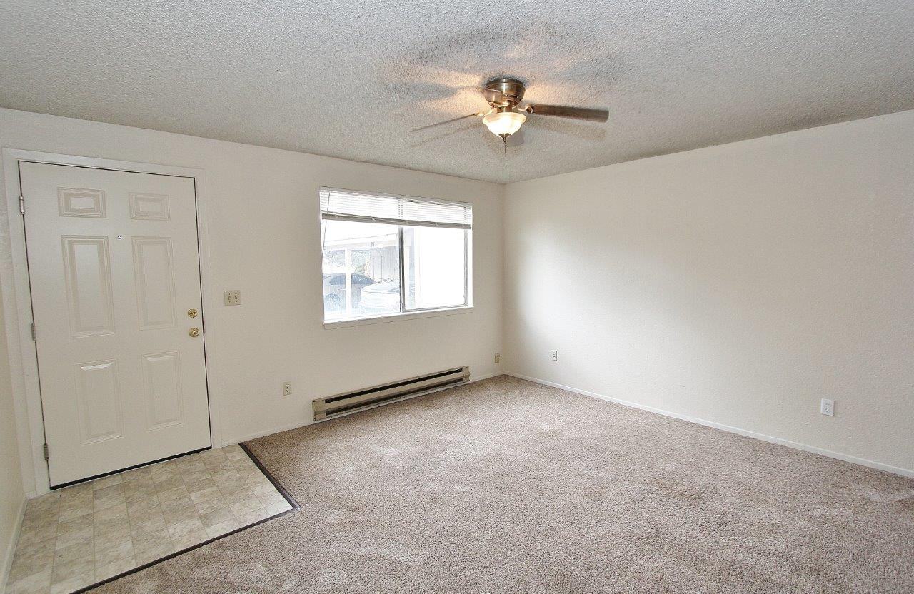 82 N Raymond Pl - Photo 5 of 20